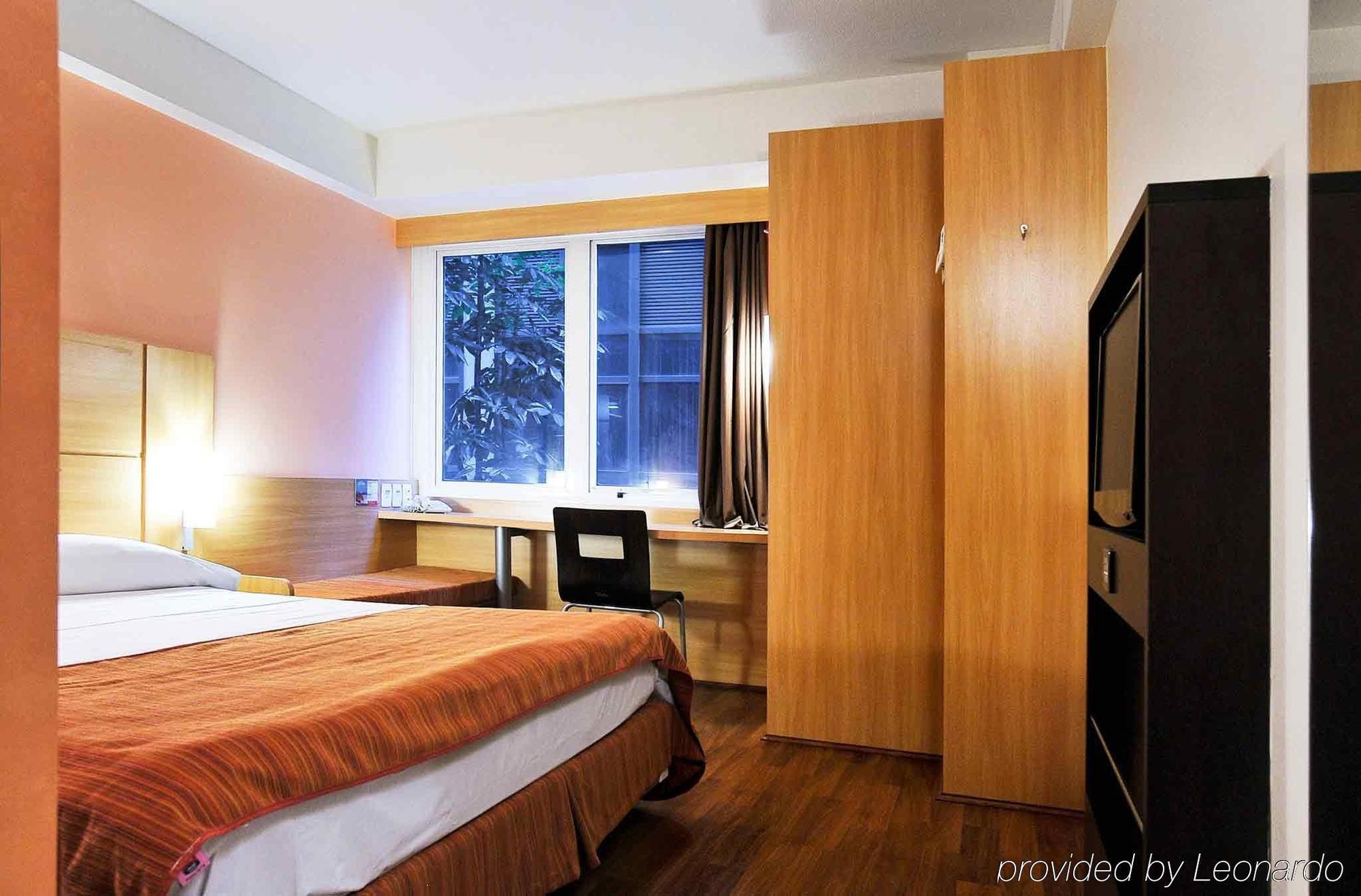 Готель Ibis Sao Paulo Paulista Екстер'єр фото